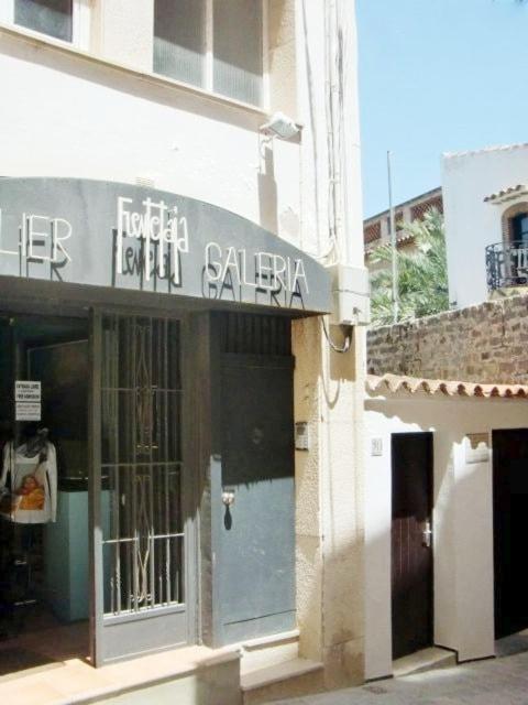 Pis Centre Apartment *